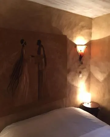 De Corbion Envie D'ailleurs 6personnes Et Le Pt Bonheur 2 Personnes *