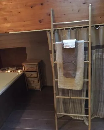 Country house De Corbion Envie D'ailleurs 6personnes Et Le Pt Bonheur 2 Personnes *