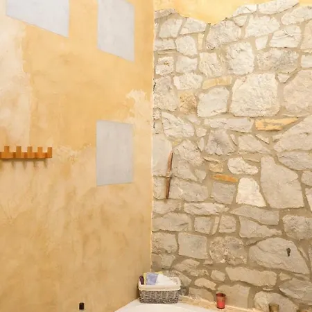 De Corbion Envie D'ailleurs 6personnes Et Le Pt Bonheur 2 Personnes Country house