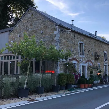 De Corbion Envie D'ailleurs 6personnes Et Le Pt Bonheur 2 Personnes Country house Leignon