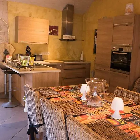 De Corbion Envie D'ailleurs 6personnes Et Le Pt Bonheur 2 Personnes Leignon