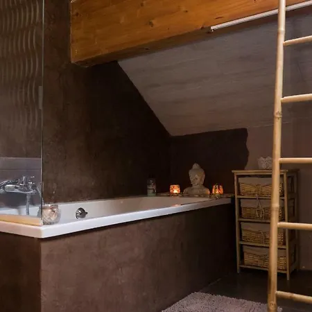 De Corbion Envie D'ailleurs 6personnes Et Le Pt Bonheur 2 Personnes Country house