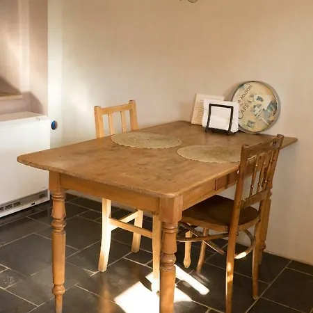 De Corbion Envie D'ailleurs 6personnes Et Le Pt Bonheur 2 Personnes Country house Leignon